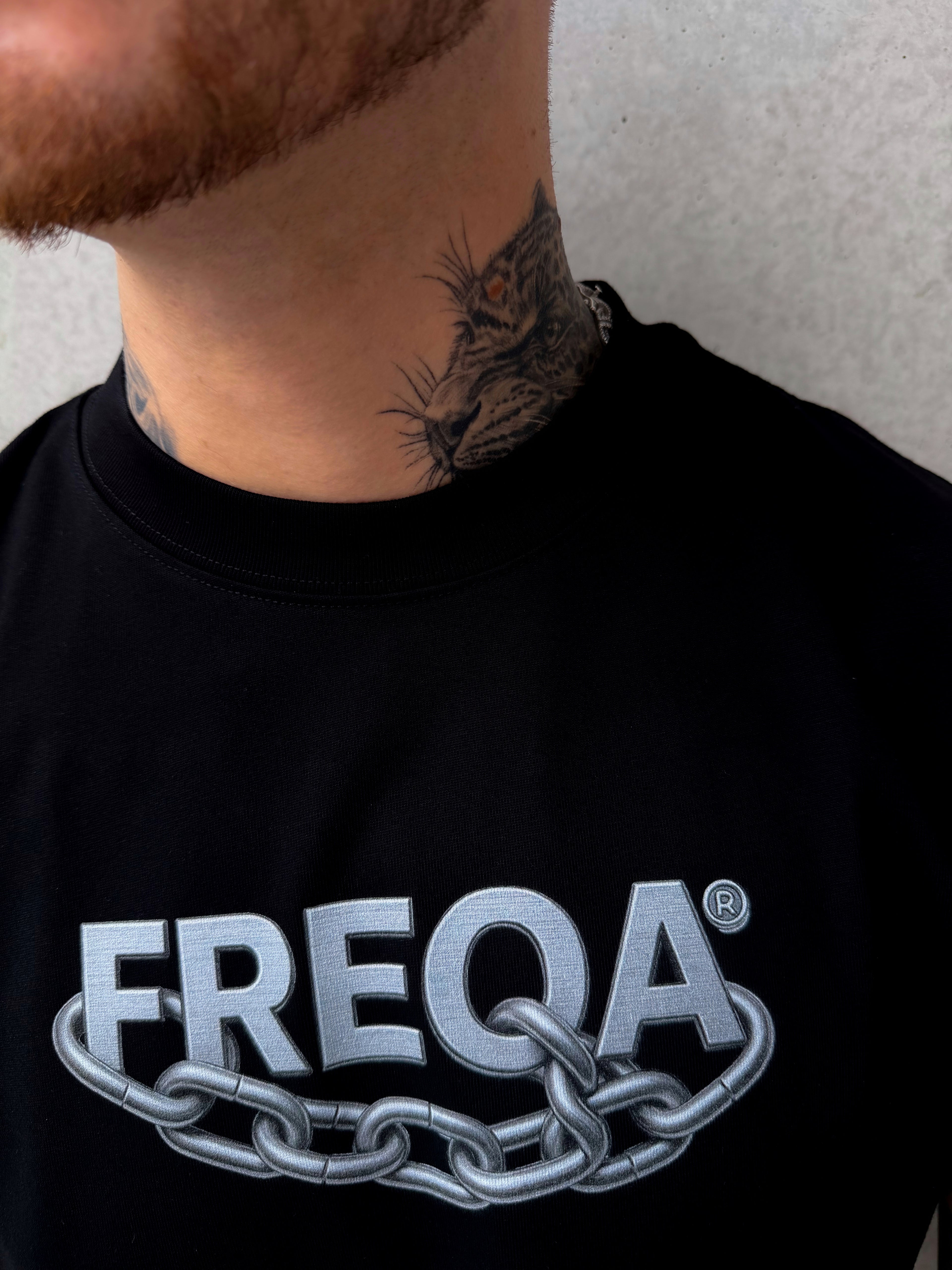 Playera Chains FE Negra 305g